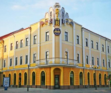Hotel Star Moekatsjeve Buitenkant foto